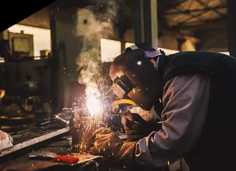 proveedor fabricante metalmecanica andamios encofrados accesorios